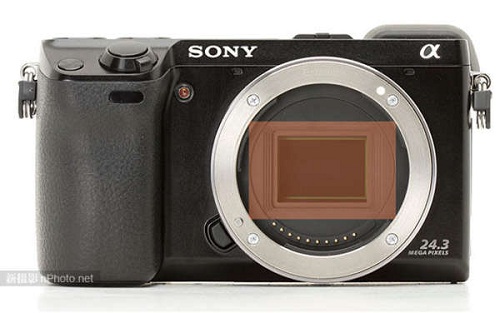 传索尼正在开发廉价版全画幅NEX相机