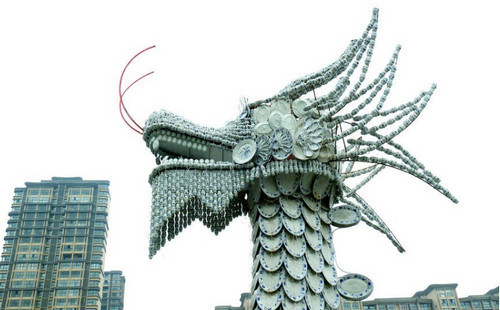 南京万件瓷器做成百米“瓷龙”