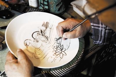 釉雕刻瓷—陶瓷界的潜力股