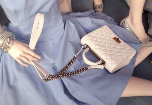 Lady Dior包包与戴安娜王妃的不解之缘