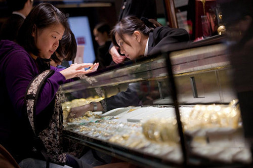中国珠宝行业呈现三足鼎立之势