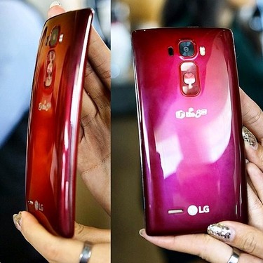 LG二代曲面屏手机3月将在新加坡开订